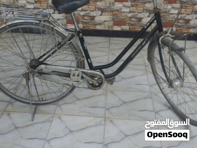 بايسكل ياباني نضيف مابي اي نقص   وبي مجال  حجم 27
