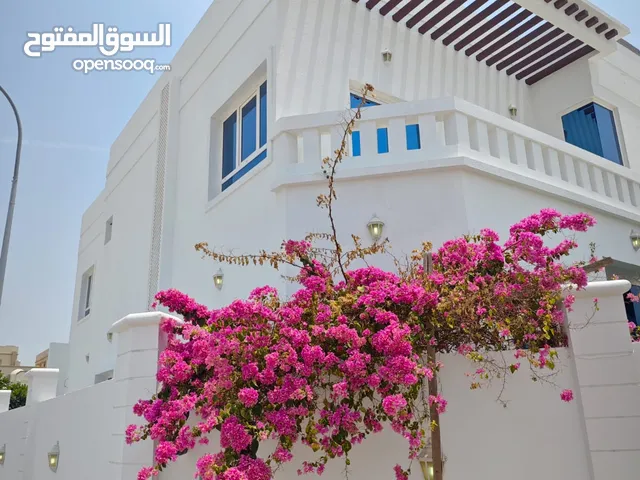 490 m2 5 Bedrooms Villa for Sale in Muscat Al Khoud