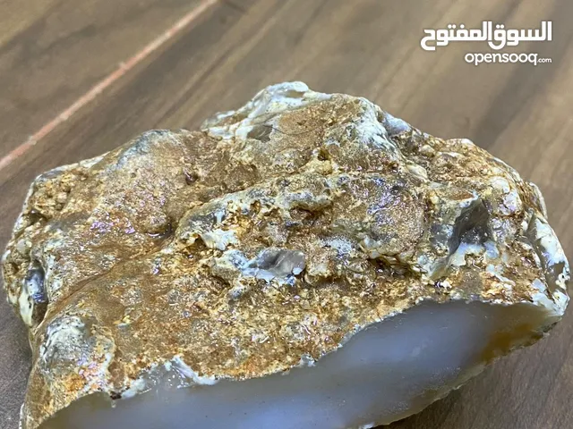 عقيق عماني ابيض طبيعي للبيع