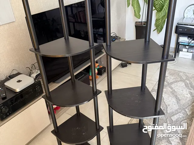 2 pieces Corner Shelf