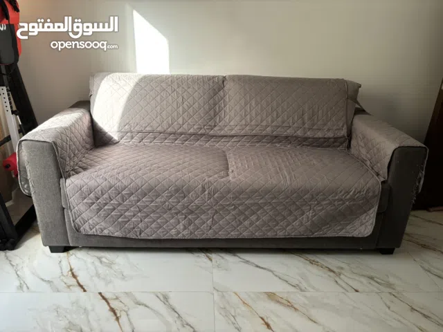 2 كنبه بحاله جيده