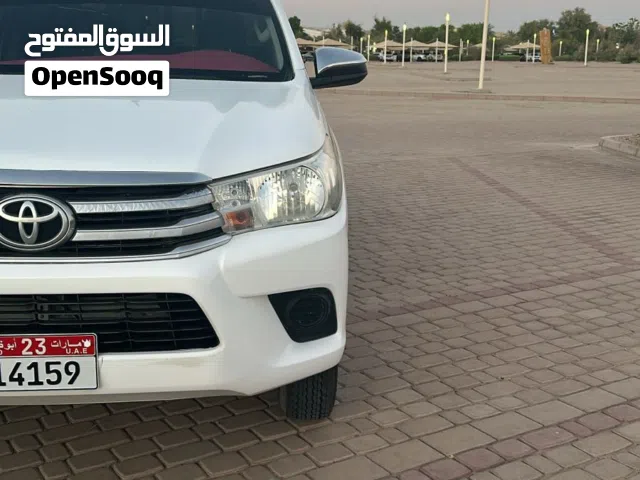 2016 Toyota Hilux Standard