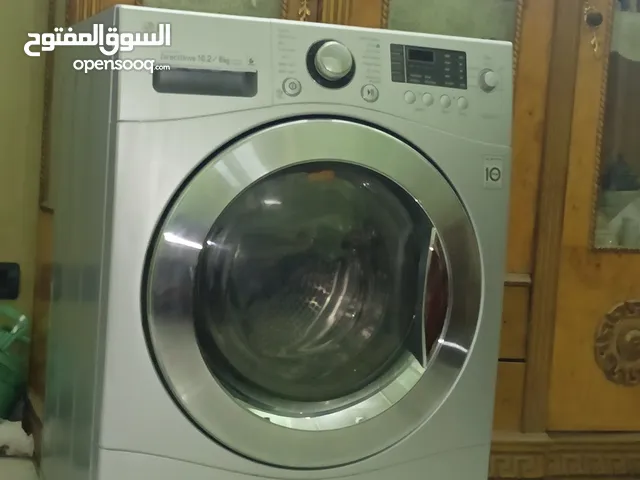 غساله ال جي بمجفف 10 كيلو كسر زيرو شغاله ما فيهاش اي مشكله وعليها ضمان ثلاث شهور