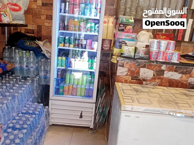 كافتيريا للبيع