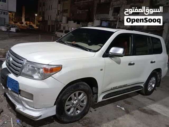 2010 تويوتا لاند كروزر VX