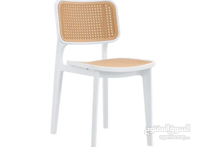 كرسي عظم اوروبي ،متين جدا وعالي الجودة مثالي للمطاعم والكافيهات والحدائق ،خدمة التوصيل متوفرة