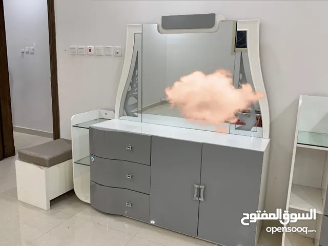 تسريحه نظيفه مستخدمه للبيع