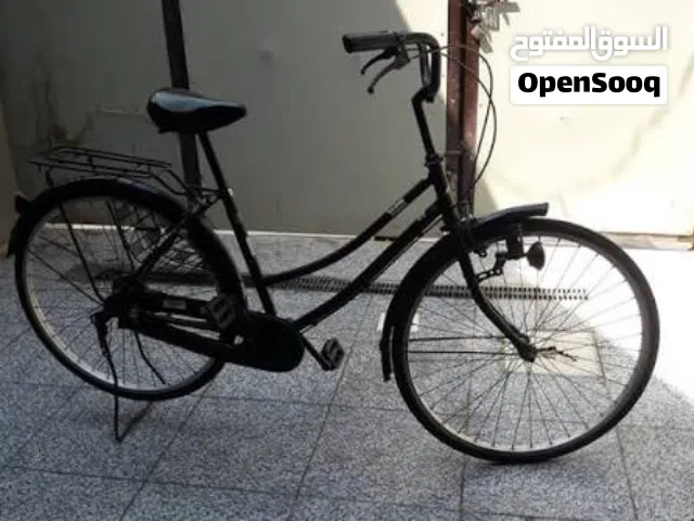 بايسكل سياحي لون اسود حجم 24 للبيع