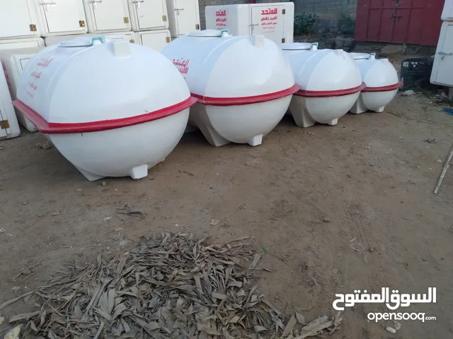 مصنع المتحد الفيبرجلاس لصناعه جميع الحافظات ثلج والأسماك -خزانات المياه الفيبر بجميع الاحجام -