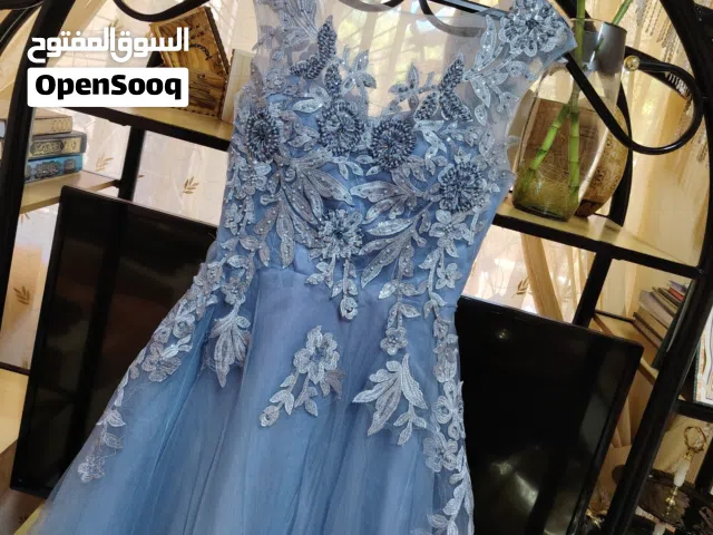 فستان حنة او سهرة مناسب لعروس و اخت عريس