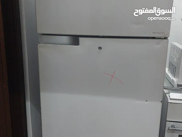 ثلاجه توشيبا انفنتر شغاله جيده جدا استعمال بيت.