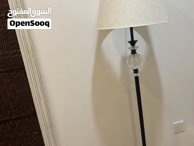 اباجورة شبه جديد  استخدام شهر