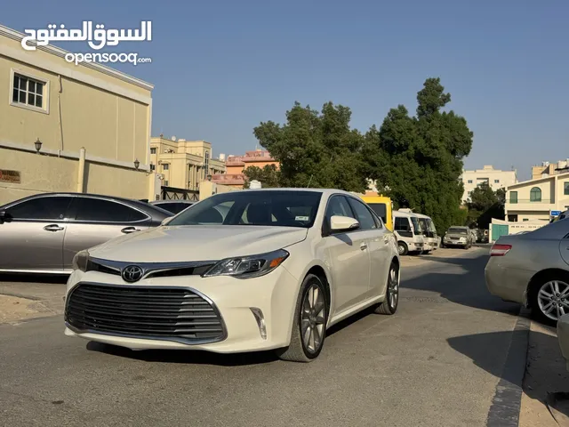 تويوتا أفالون 2014