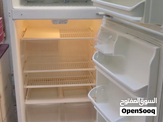 نبيع ثلاجه فرجدير امركي 22 قدم بحاله ممتازه كمبروسر وغاز الوكاله بحاله ممتازه معا التوصل التشغيل وال