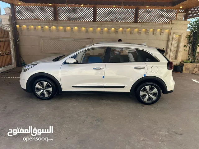 كيا نيرو موديل 2017 فحص كامل 7جيد استخدام شخصي وستعمال خفيف عداد 169km