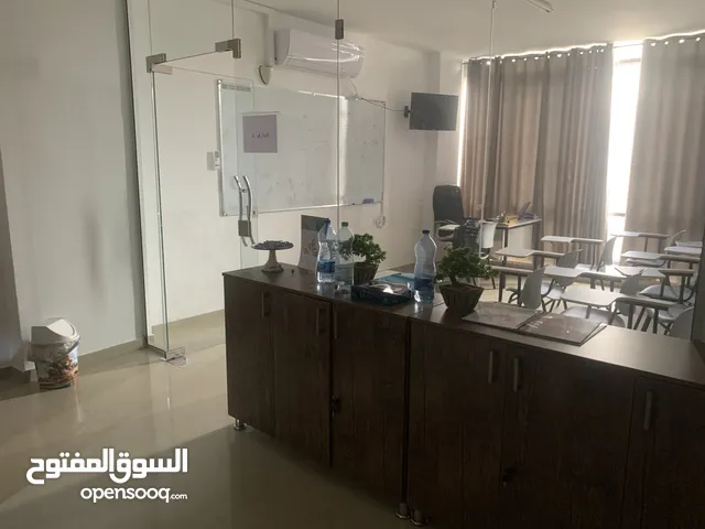 مكتب للايجار في رام الله دوار المنارة سوبر ديلوكس