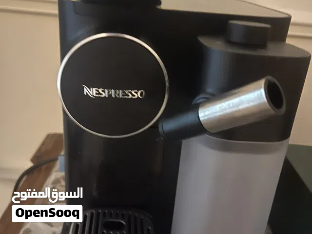 مكينة قهوة نسبرسو (Nespresso مستعمل مرتين
