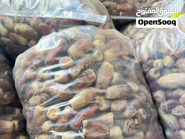 بيع تمر النغال العماني طازج ....
