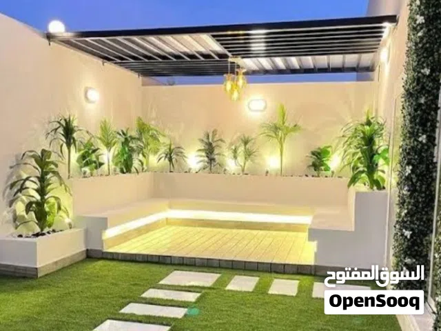تصميم وتنفيذ الحدائق المنزليه وعمل جلسات خارجية وعمل غرف زجاجيه وعمل شلالات ونوافير.