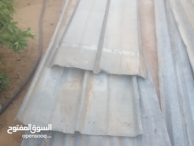 طروف زينقو مضلع وعادي بحالة جيدة المكان سوق السبت بعد قصر بن غشير 4طروف 6متر والباقي متفاوت