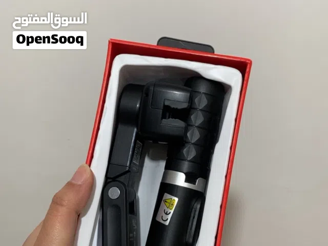 حامل موبايل ثلاثي مع إضاءة LED – 360 درجة – جديد
