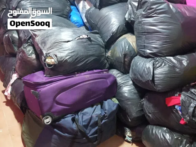 ملابس اطفال وأحجام مختلفة