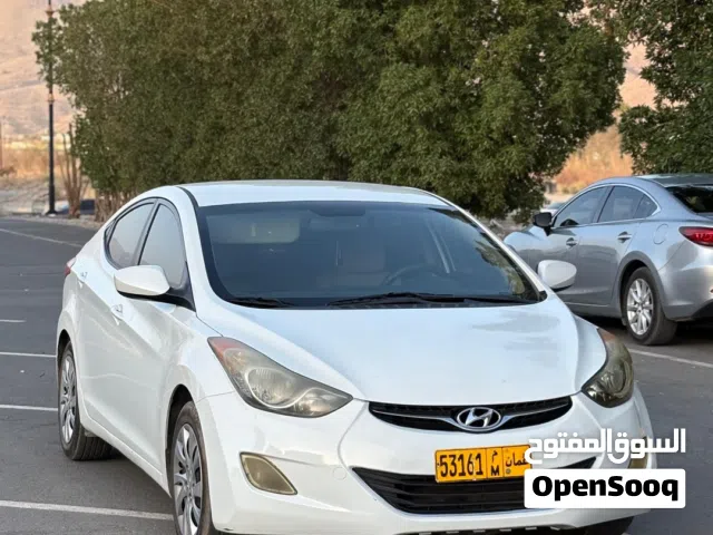 Used Hyundai Elantra in Al Dakhiliya