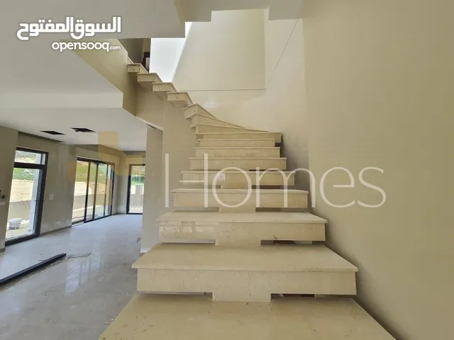300m2 3 Bedrooms Villa for Sale in Amman Badr