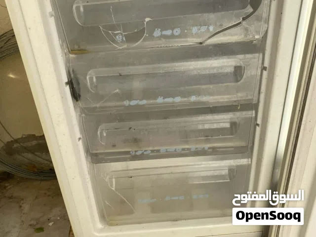 فريزر مستعمل للبيع