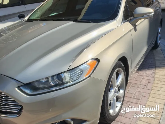 urgent sale Ford fusion 2015 first owner