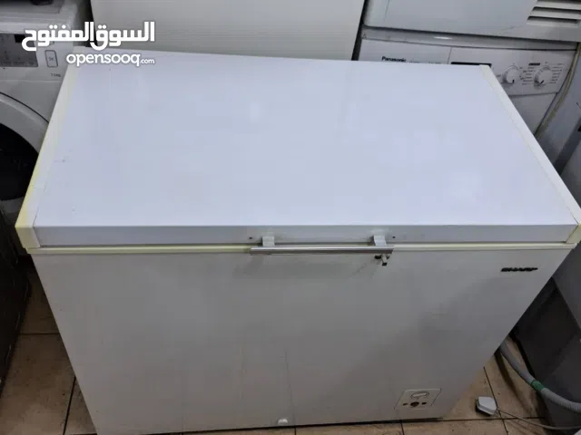 Specifications brand Sharp color White Product Type Chest Freezer features Tropical Compressor,Built