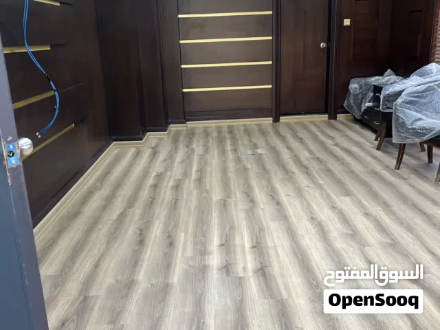 خدمة تنظيف مكاتب بيوت بعد البناء من أفضل اشي مع ماكنات تنظيف وتعقيم ومكينة بخار وتنظيف تكلسات