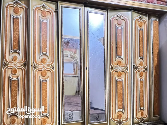 غرفة نوم خشب تركي نقص بيها جمبر جرباية ومرايات قوية وزينه