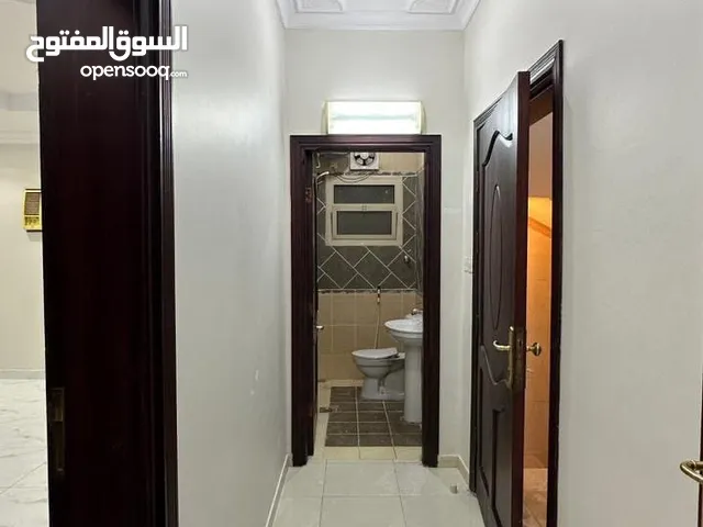 180 m2 3 Bedrooms Apartments for Rent in Al Madinah Warqan
