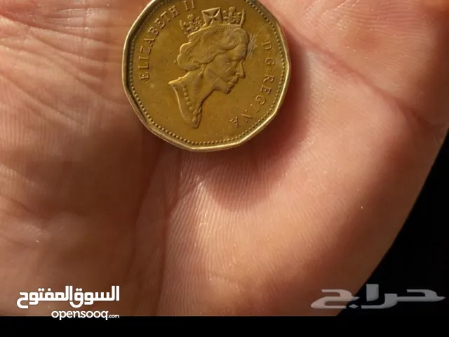 عملة الدولار الكندي نوع القطع النقدية العملات المتداولة الفئة 1 دولار CAD = 0.71 USD 1 سعر الصرف