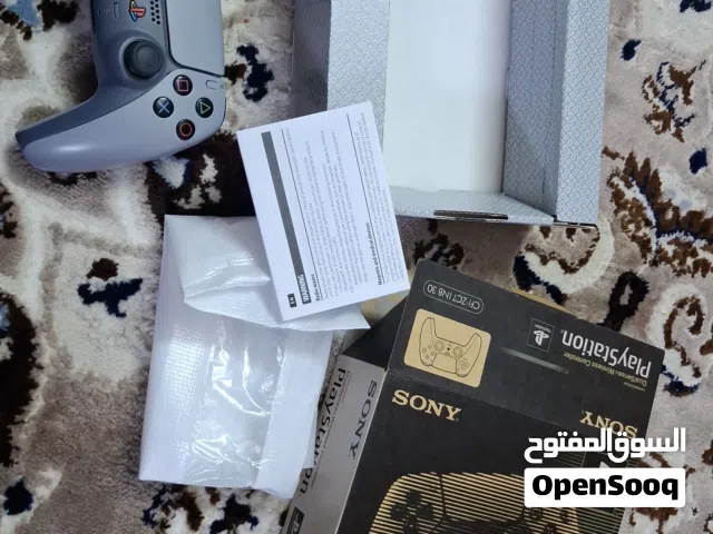 جويستك بلي 5 نسخه 30 عام للبيع او مراوس بجوستك لون عسكري