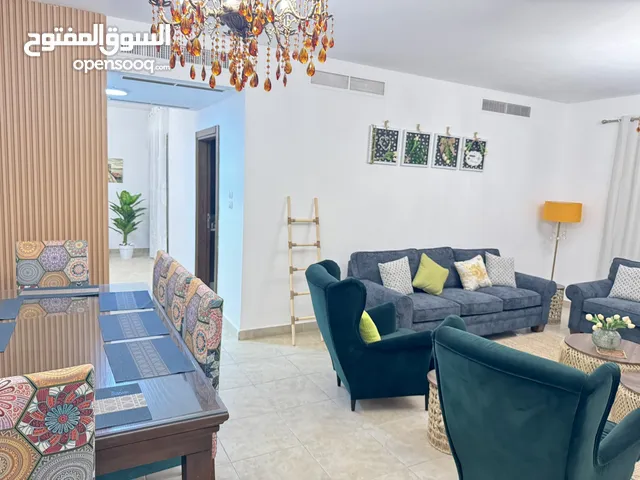 Elite 3 bedroom apartment in abdoun, شقه فاخرة مفروشه عبدون بجانب السفارة الأمريكية ، اطلالة رائعه