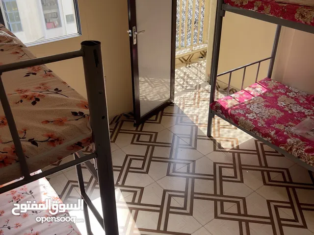 Rooms & sharing housing near bus station غرف وسكن مشترك قريب من محطة الباصات