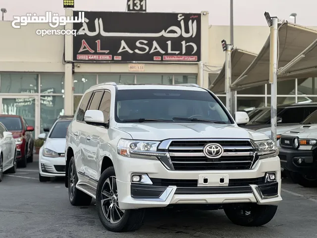 Toyota Land Cruiser GXR V8 2016