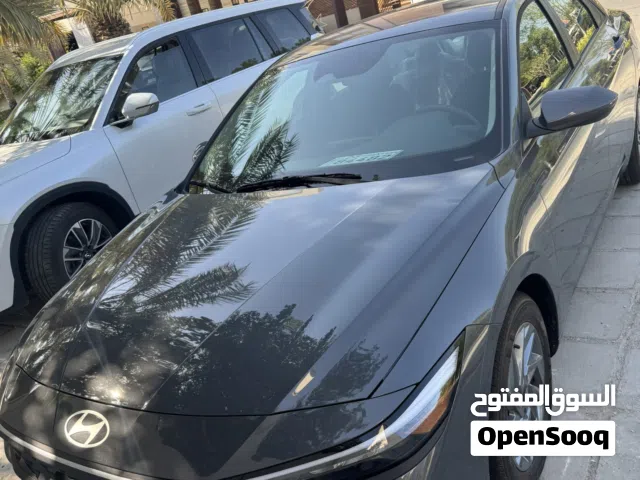 2025 Hyundai Elantra GL
