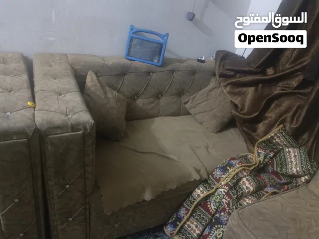 السلام عليكم تخم عراقي مستعمل 8مقاعد