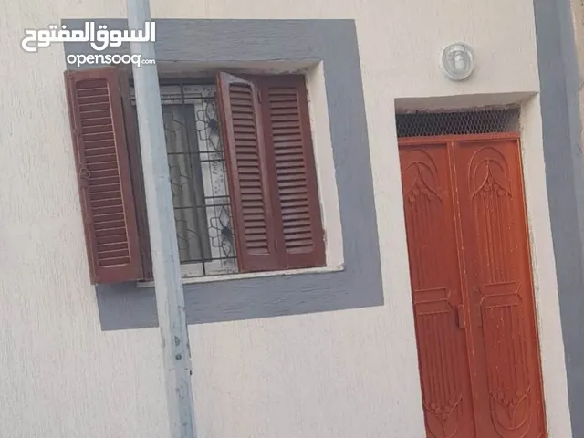 150 m2 More than 6 bedrooms Townhouse for Sale in Tripoli Abu Saleem
