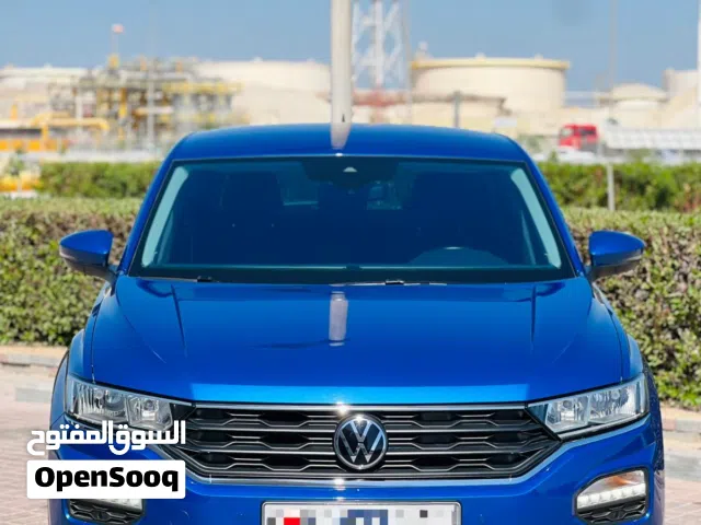 VOLKSWAGEN T-ROC 2021 BLUE