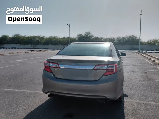 2015 تويوتا كامري GLX