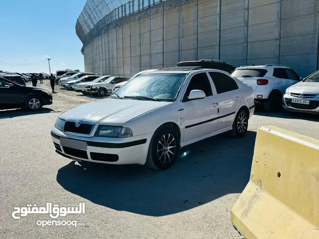 سكودا اوكتافيا 2004