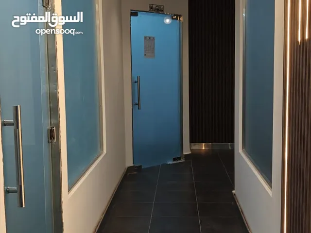 للإيجار مكاتب تجارية شرق و خدمات تخليص المعاملات شركات و ايجار جميع انشطة تراخيص تجارية