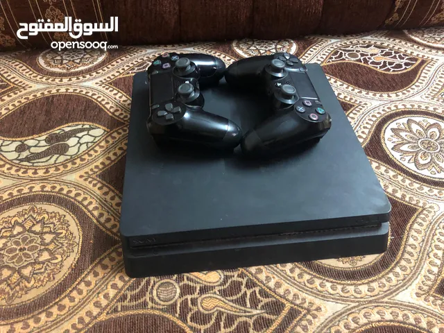 بلايستيشن 4 اقبل البدل مع اكس بوكس سيريس اس