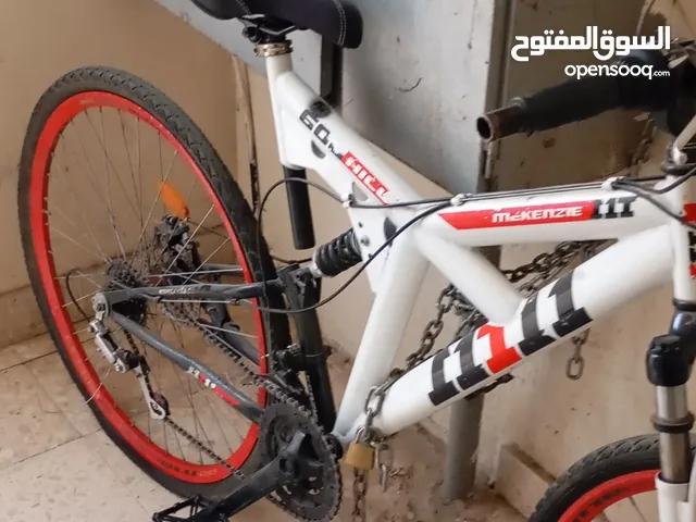 دراجة هوائية (بسكليت) للبيع او للبدل على بسكليت سباق