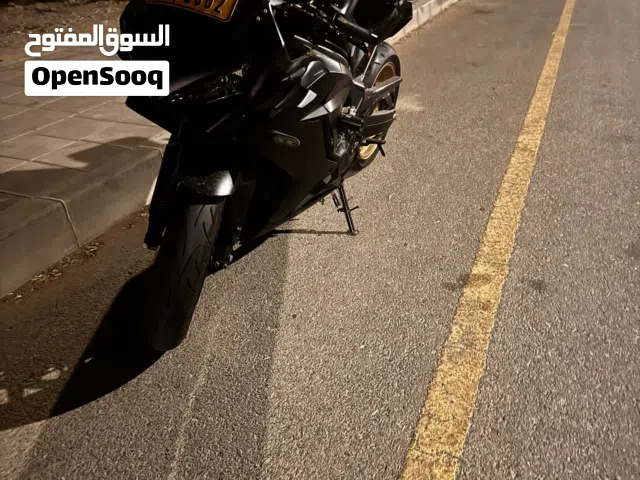 2023 هوندا CBR650F