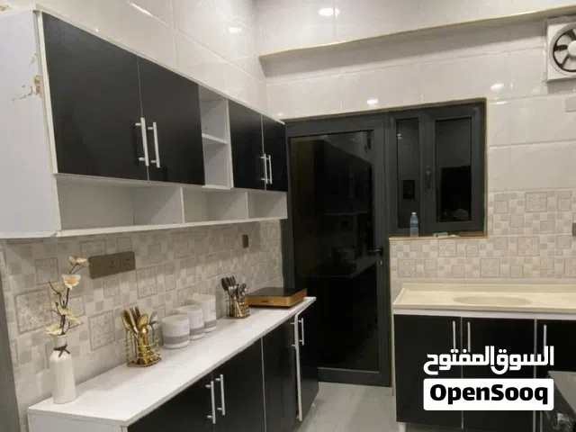كاونتر خشب تركي mdf تفصال  حسب طلبكم للون والقياس  كاونتر مع الملحق قياس مترين مع السنك متر و20 سم